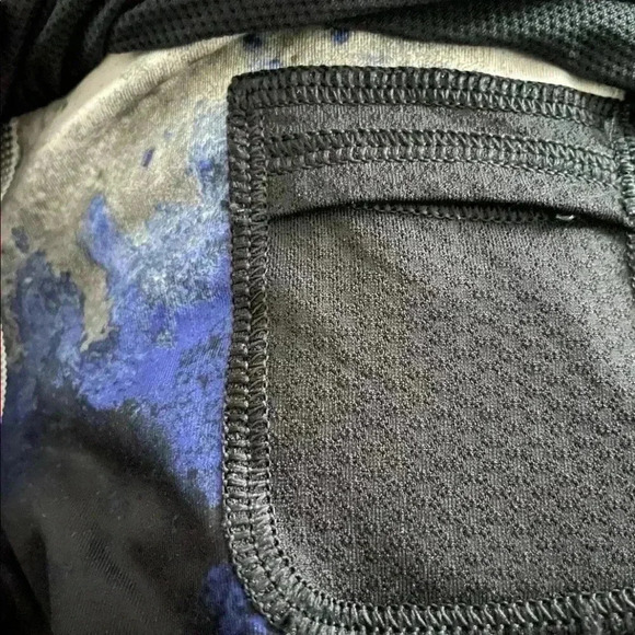 Lululemon Breath of Fire Athletic Skirt Black Milky Way Print Pleated Size 2 - Picture 8 of 11